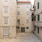 Aborda Rooms